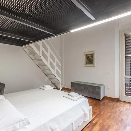 Apartment Ubaldini House, By Short Holidays