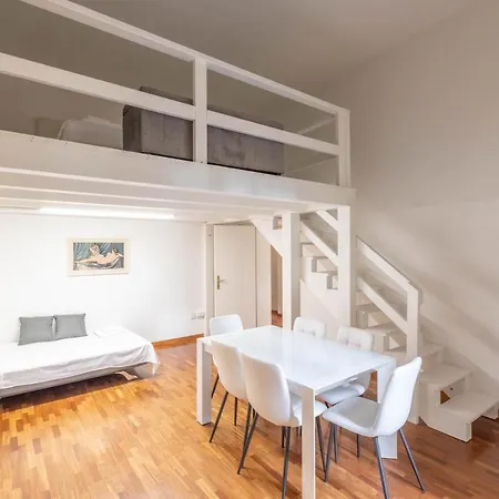 Апартаменты Ubaldini House, By Short Holidays Болонья