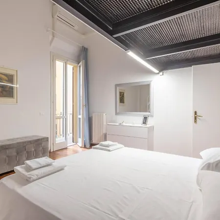 Ubaldini House, By Short Holidays Bolonia