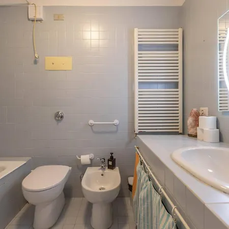 Apartament Ubaldini House, By Short Holidays Bolonia
