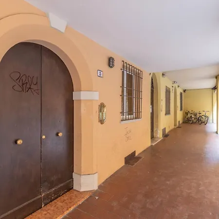 Ubaldini House, By Short Holidays Apartament