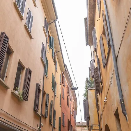 Ubaldini House, By Short Holidays Apartment *